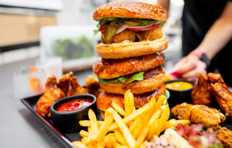 Uống nước ngọt, ăn các sản phẩm đóng gói làm tăng 67% nguy cơ đột quỵ