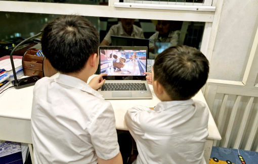 Lập hàng rào để bảo vệ trẻ trên mạng xã hội