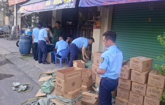 Thu giữ hơn 5.600 chai sữa tắm nhập lậu từ Pháp