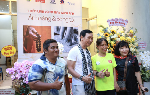 'Ánh sáng & Bóng tối': Câu chuyện trong triển lãm mới của nhiếp ảnh gia Trần Thế Phong