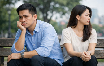 Cô ấy tốt với tôi nhưng quay lưng với cả thế giới