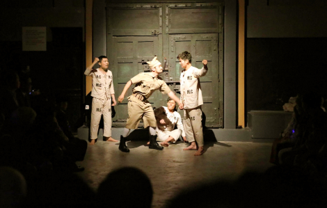 Bài 1: Di sản bước vào cuộc chơi trải nghiệm