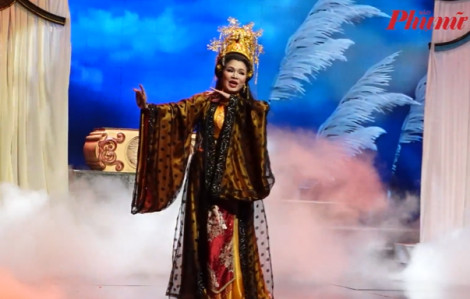 NSƯT Ngọc Đợi áp lực khi vào vai Thái hậu Dương Vân Nga