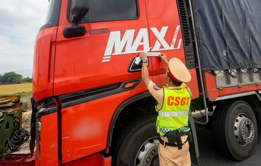 Giao xe tải cho người không có giấy phép điều khiển, chủ xe bị phạt hơn 100 triệu đồng