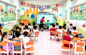 Băn khoăn khi cho trẻ mầm non tiếp cận công nghệ số
