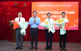 TPHCM trao quyết định công tác cán bộ Đảng ủy các cơ quan Đảng TPHCM