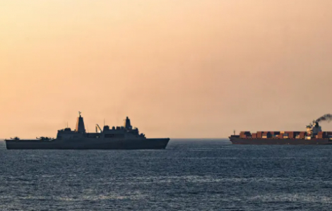 3 tàu container bị Iran tấn công tại eo biển Hormuz