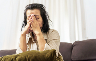 Bất lực nhìn con yêu và cưới người không xứng đáng