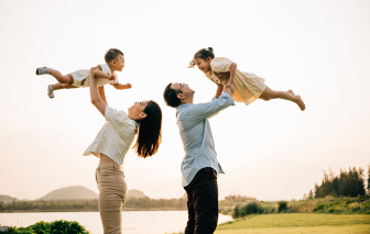 Con phải gánh kỳ vọng của ba mẹ