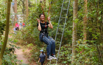 Đi Củ Chi trải nghiệm zipline xuyên rừng và bắn súng