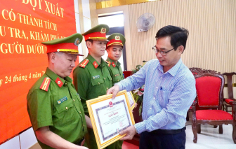 Bắt đối tượng giở trò đồi bại với bé gái học lớp 3