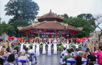 Ngày Văn hóa 24/11: Mở rộng không gian thụ hưởng văn hóa cho người dân