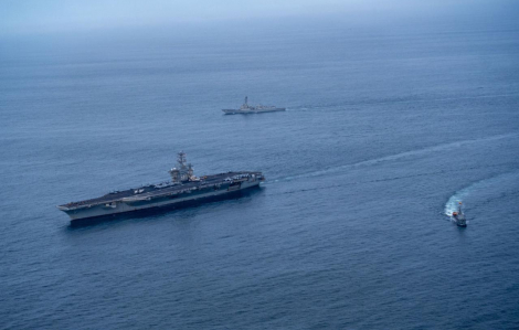 Tàu Iran vượt vòng phong tỏa của Mỹ, cập cảng an toàn