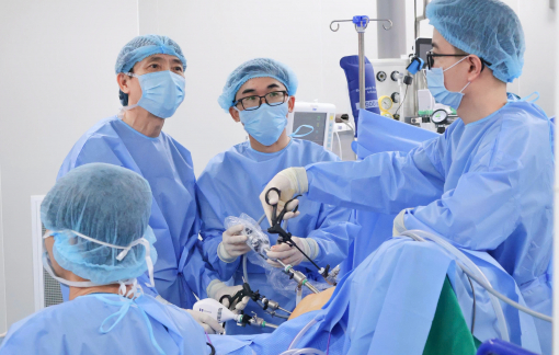 Ca phẫu thuật 'cân não' cứu bệnh nhân ung thư tiêu hóa đa bệnh nền tại Vinmec Cần Thơ