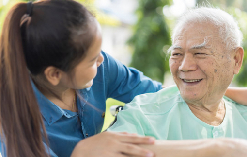 Sắp bạc tóc rồi mới biết thương ba