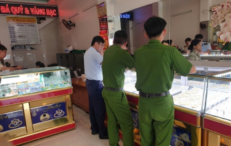 TPHCM siết chặt quản lý, xử phạt hàng loạt cửa hàng kinh doanh vàng