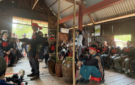 Thiêng liêng lễ cúng cầu mưa của người Ê Đê