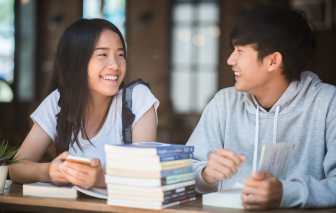 Chỉ đường cho hươu: Nếu mà thi đỗ thì cho… động phòng