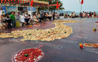 Lộ diện bản đồ Việt Nam bằng pizza tại Đà Nẵng