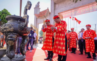 Từ mọi miền Tổ quốc, con cháu Lạc Hồng hướng về nguồn cội