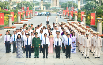 Lãnh đạo TPHCM dâng hương tưởng nhớ các anh hùng liệt sĩ nhân kỷ niệm 30/4 và 1/5