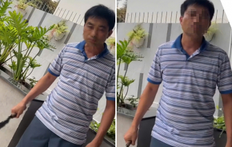 Thông tin mới vụ người đàn ông cầm dao đe dọa thợ khóa gây 'bão mạng'