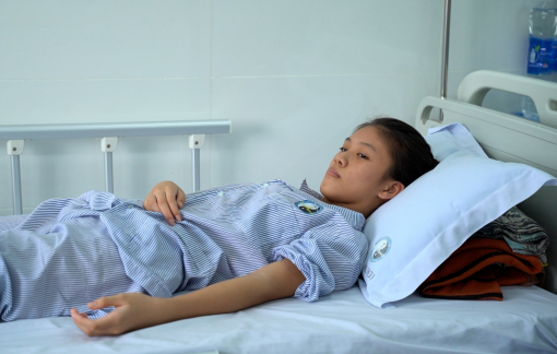 Đừng quên họ: Ráng lên con, mai lại được đến trường!