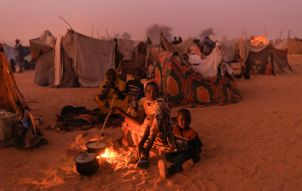 Cần một 'hành lang nhân đạo' tại eo biển Hormuz