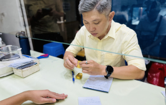 Giá vàng giảm còn 166 triệu đồng/lượng