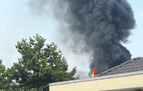 Cháy xưởng nội thất tại TPHCM