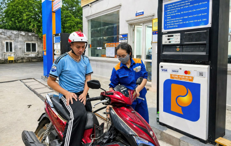 Giá xăng tăng mạnh trước kỳ nghỉ lễ 30/4 - 1/5