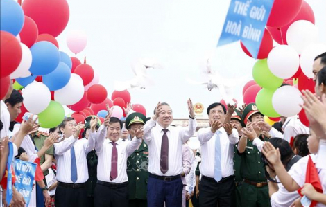 Tổng bí thư, Chủ tịch nước Tô Lâm dự Lễ Thượng cờ 'Thống nhất non sông'