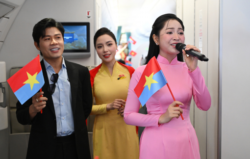 Vietnam Airlines tổ chức chuyến bay đặc biệt 'Bay cao cùng khát vọng Việt Nam'