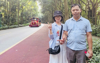 Chồng là món quà quý giá nhất đời