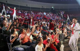 Suất diễn đầu tiên tại Rạp Xiếc và Biểu diễn đa năng Phú Thọ