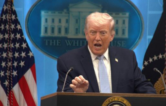 Ông Trump nổi đóa: Ai dám nói Mỹ không thắng Iran là phản quốc