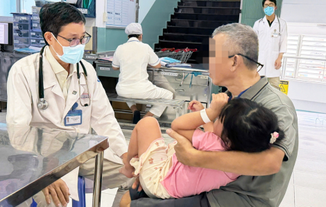 Giữa làn sóng lo âu, bác sĩ chỉ cách phòng bệnh não mô cầu