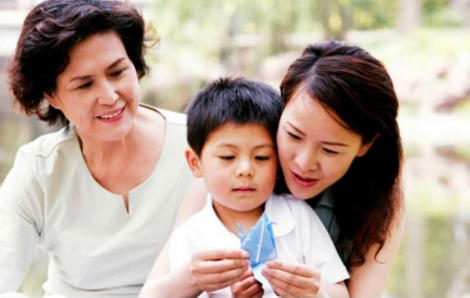 Mẹ chồng có nhất thiết phải khó với con dâu?