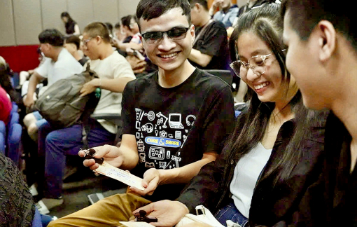 Nơi bóng tối trở thành ánh sáng