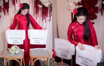 Cô dâu đứng giữa 2 chiếc ghế trống: ‘Thưa ba má, con đi lấy chồng’