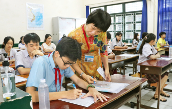 Thi văn lớp Mười cần lưu ý gì để đạt điểm cao?