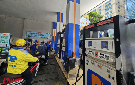Giá xăng sinh học E10 RON95-V thấp hơn RON95 truyền thống