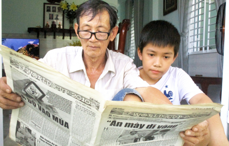 Những đứa trẻ mê bóng đá