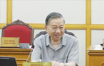 Bộ Chính trị cho ý kiến hoàn thiện thể chế vượt trội, tạo động lực mới để TPHCM phát triển nhanh, bền vững