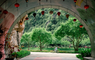 Đến động Am Tiên để cảm nhận một Ninh Bình thật khác
