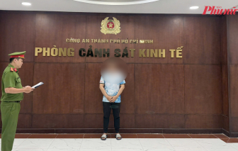 Đột kích nhiều kho hàng ở TPHCM, thu giữ hàng ngàn đôi giày hiệu giả trị giá 3,3 tỉ đồng