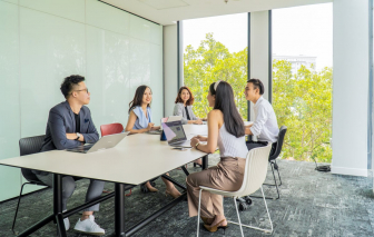 Gen Z tìm việc chứ không 'xin' việc