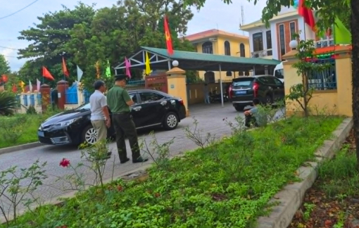 Bắt giám đốc Ban Quản lý rừng phòng hộ Bắc Sông Hương TP Huế cùng 7 đồng phạm