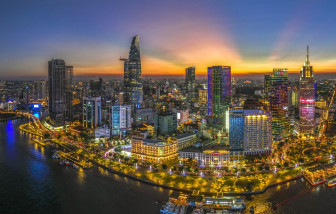 Trao quyền đủ mạnh đi đôi với kiểm soát minh bạch