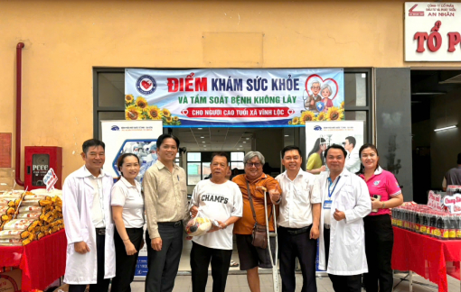 Nhiều hoạt động thiết thực tại chương trình 'Chung cư xanh' ở xã Vĩnh Lộc